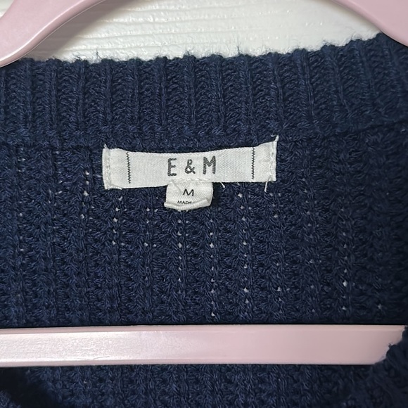 knit sweater - Picture 4 of 4